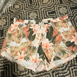 Floral Print Women's Shorts